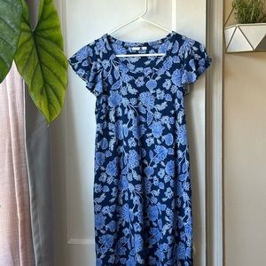 Super comfortable, lightweight dress for spring & summer